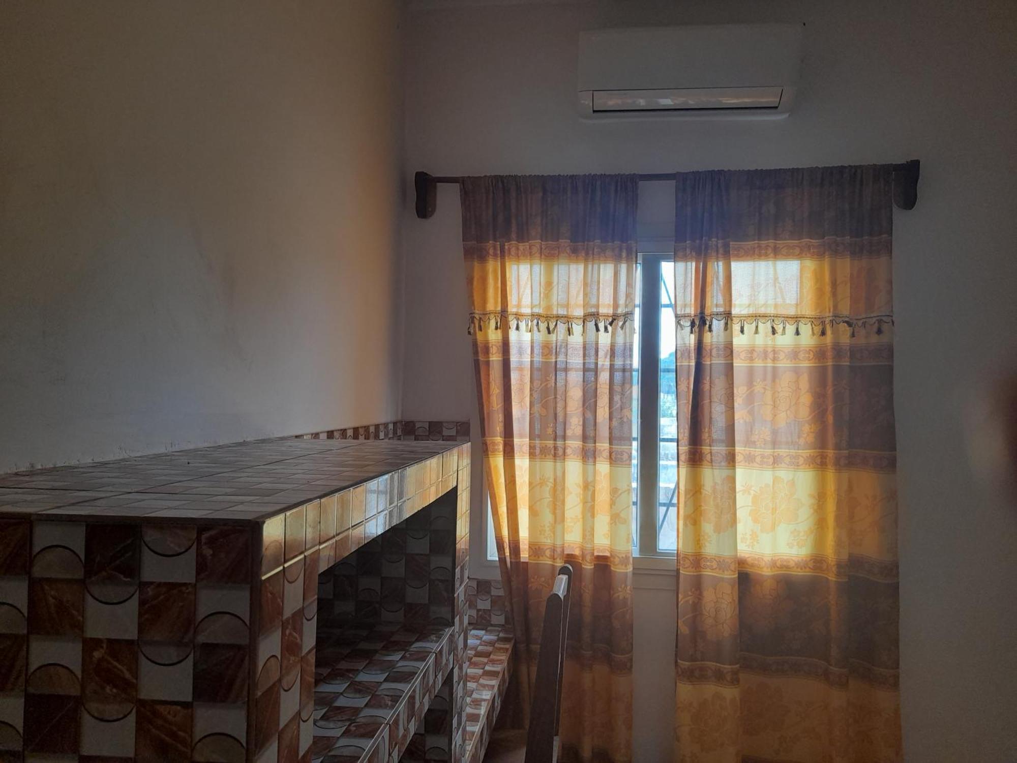 Appartement Familial Spacieux Avec Climatisation Ziguinchor Room photo