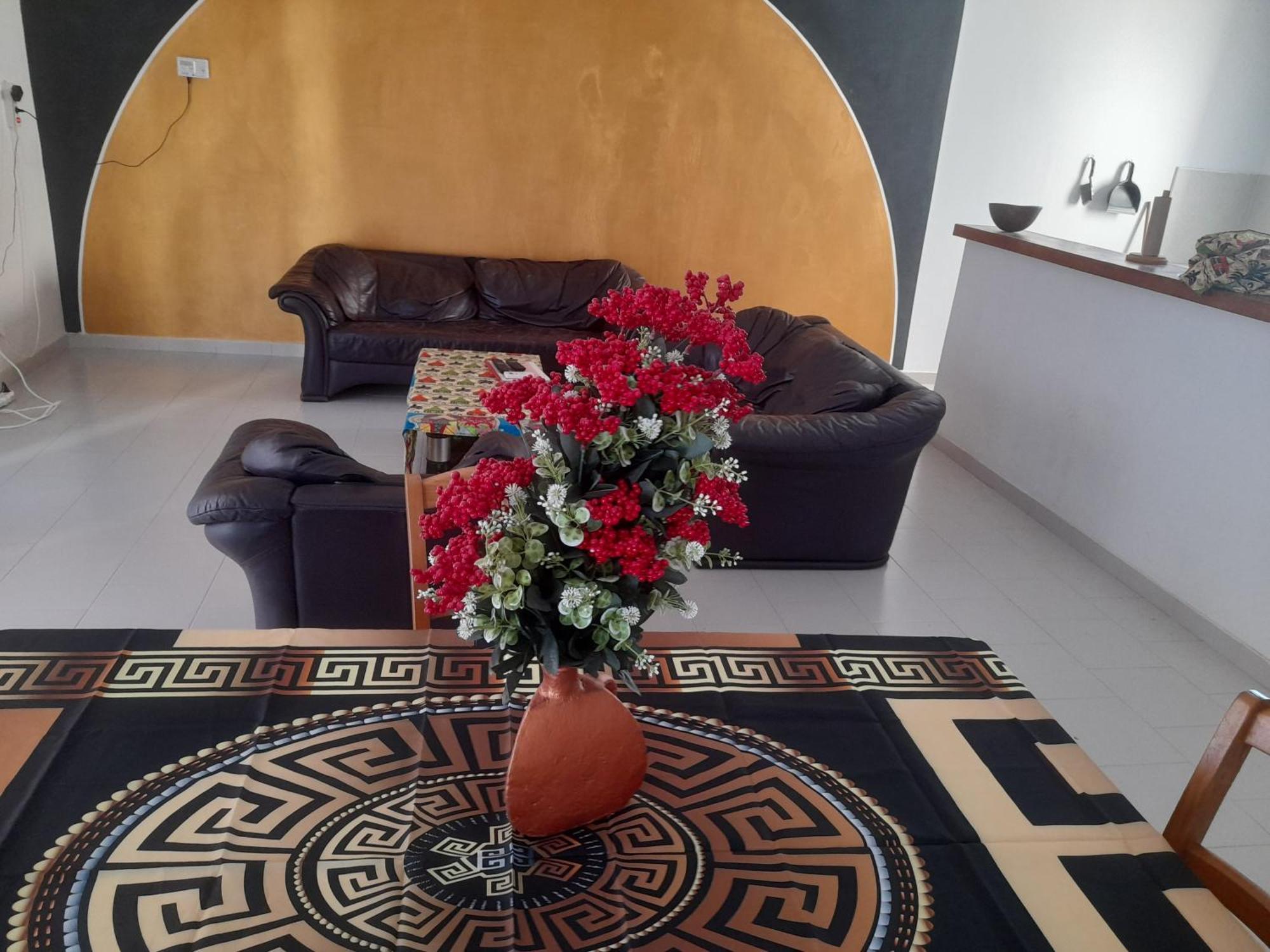 Appartement Familial Spacieux Avec Climatisation Ziguinchor Exterior photo